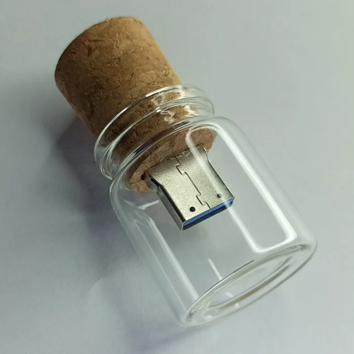 Crystal Cork USB-флешка 8GB — изображение 3
